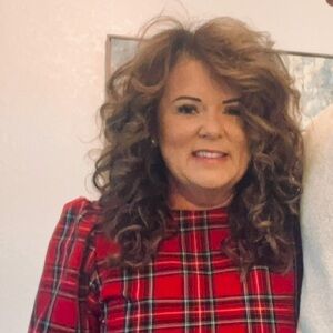 Meet your Posher, Dana